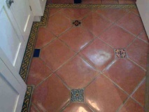 Ceramic-tile-floor-insets-and-subways-tiles