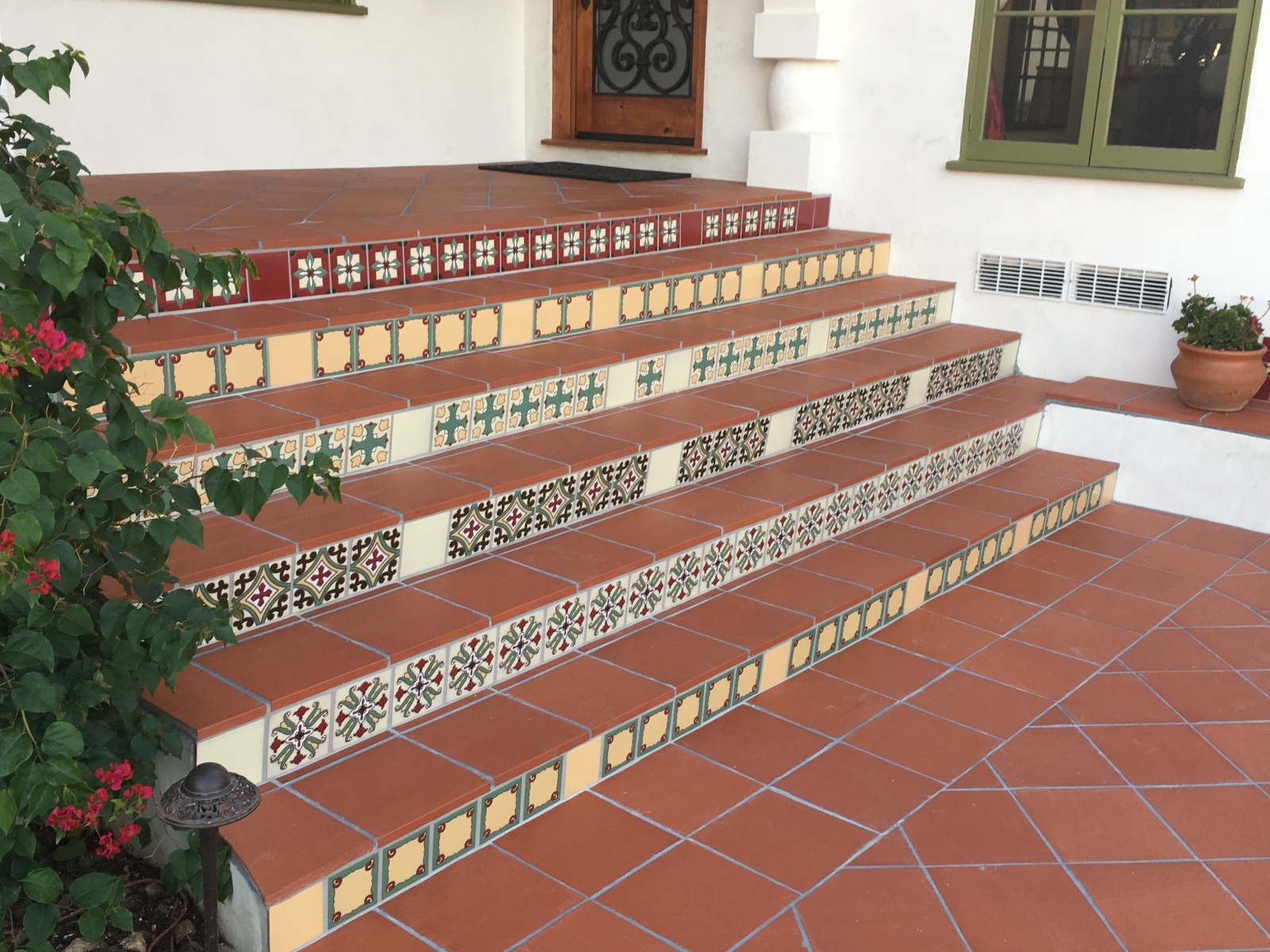 Stair-Risers-Deco-tiles